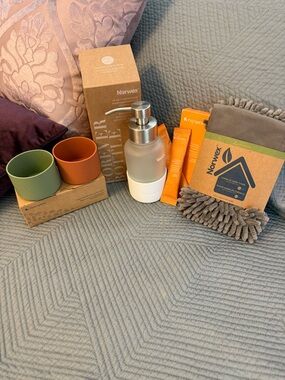 New Norwex Citrus Foaming Hand Wash with Glass Dispenser